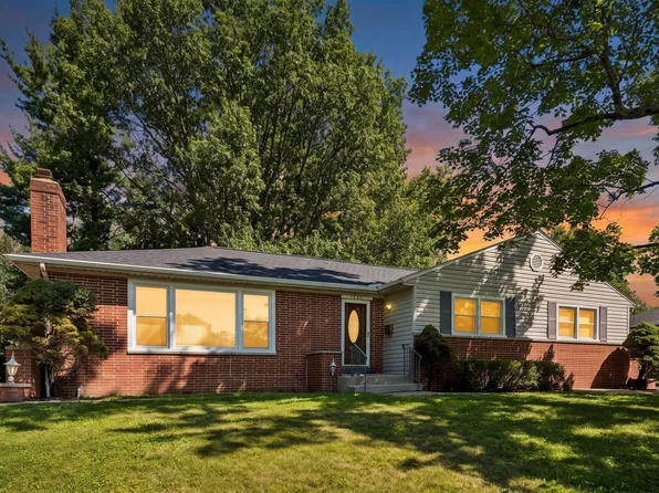 1046 Morning St, Worthington, OH 43085