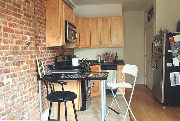 Rented by Nooklyn NYC LLC | media 9