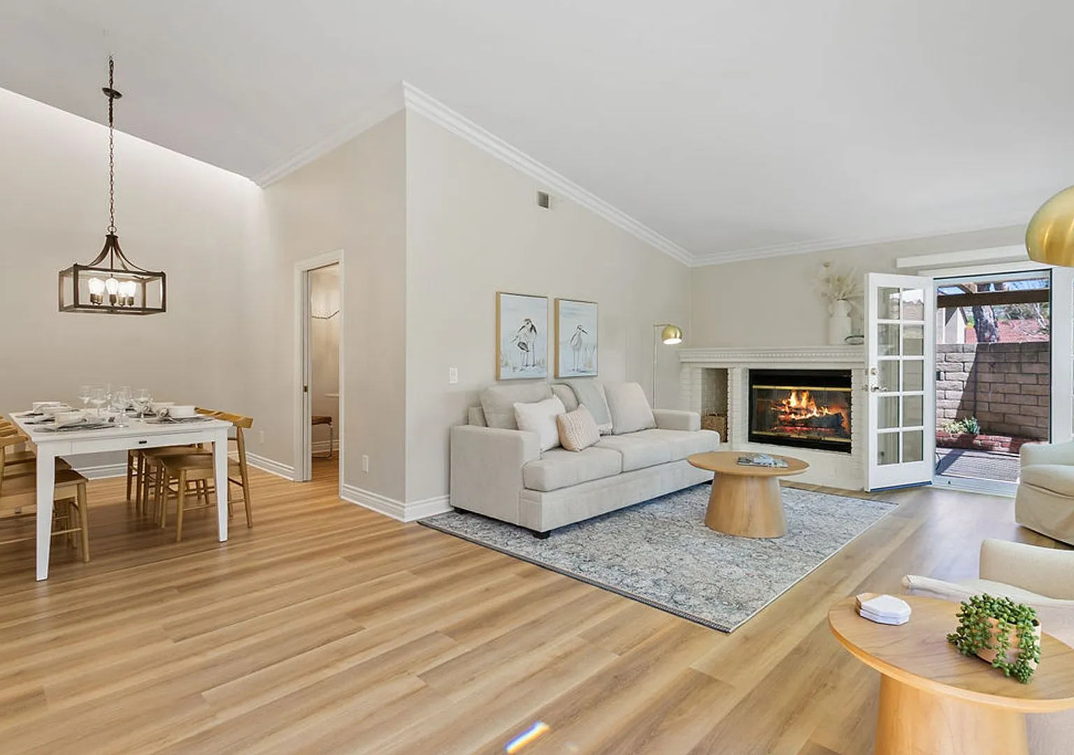 Beautiful Furnished Home in Seaside Villas Near Doheny Beach! — Photo 2