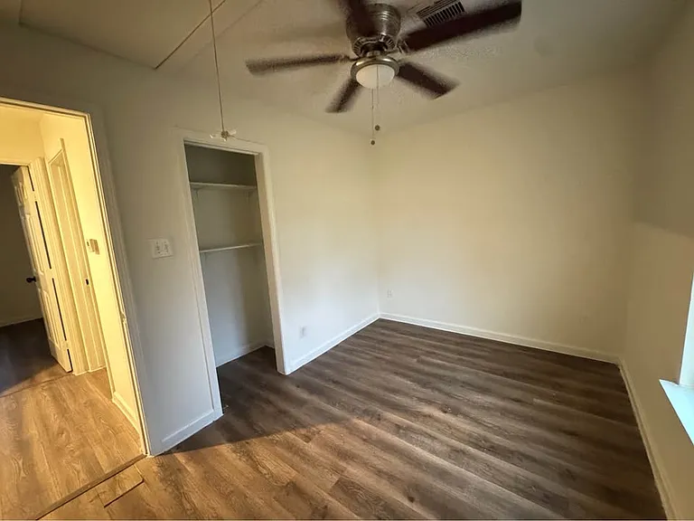 122 Oak St — Photo 10