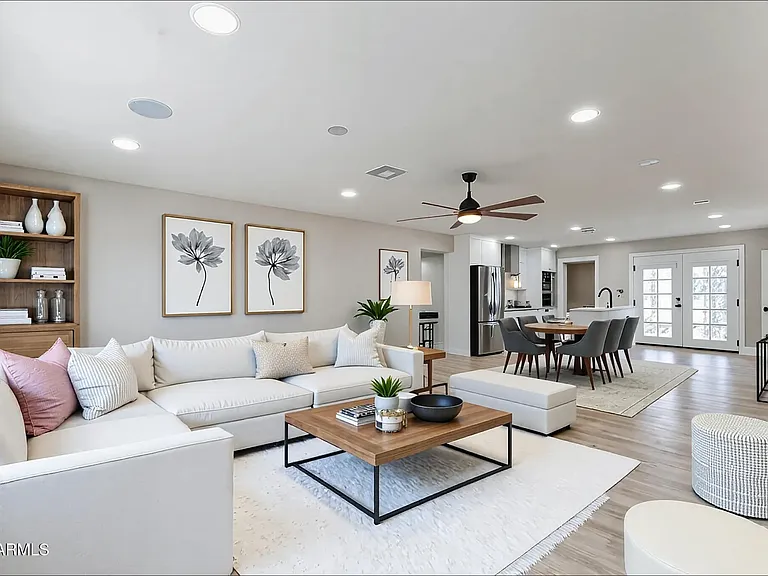 8202 E Piccadilly Rd — Photo 1