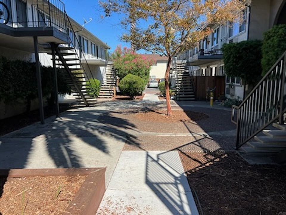 1st image of 1335 W Campbell Ave APT 11