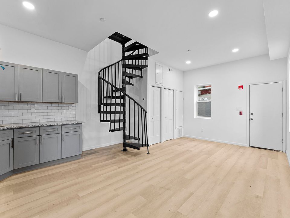 1st image of 2600 S 7th St #2F