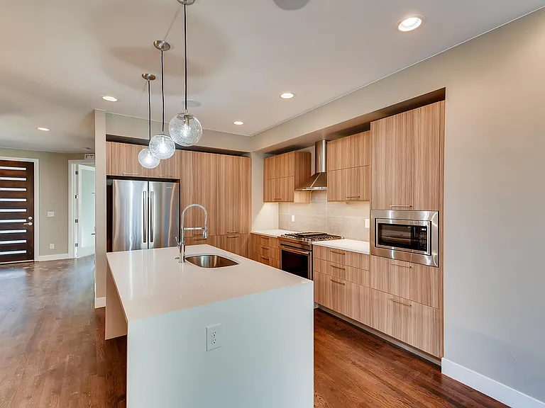 3963 N Vrain St — Photo 3