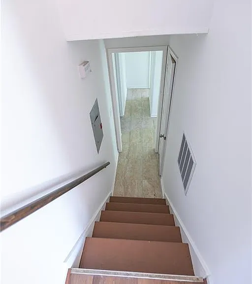 2761 Rockdale Dr — Photo 22