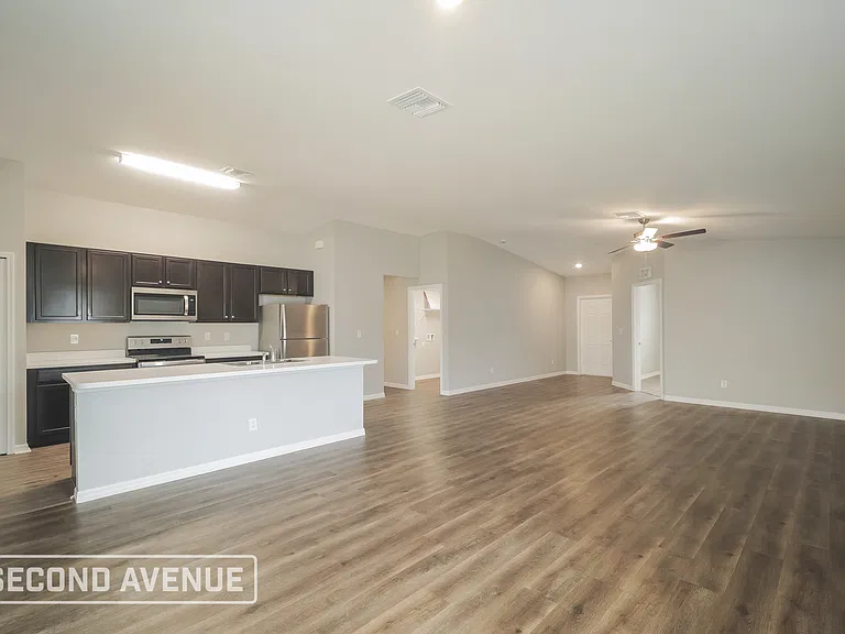 1150 NW 19th Pl — Photo 10