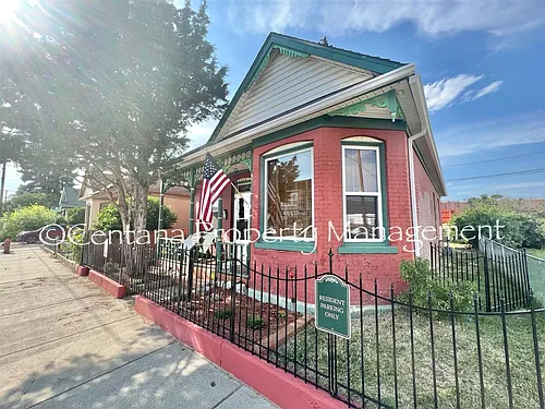 1305 E 2nd St Photo 1 1305 E 2nd St Photo 1