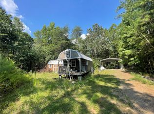 1018 Charlies Creek Rd, Iva, SC 29655