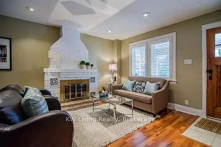3 bed, $4,380 — Photo 2