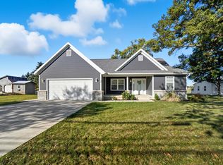 726 S Oak St, Ottawa, OH 45875