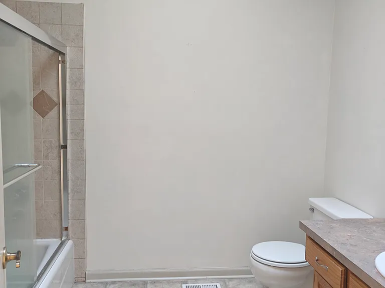 1130 N 153rd Ave — Photo 14