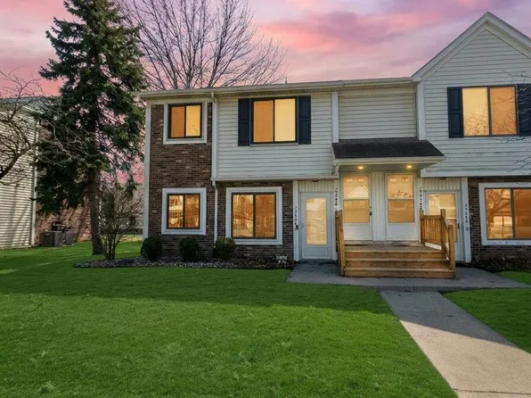 17438 Utica Oaks Ln #16, Roseville, MI 48066