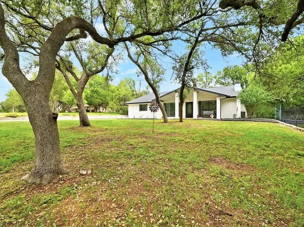 113 timberlake Drive, Kingsland, TX 78639