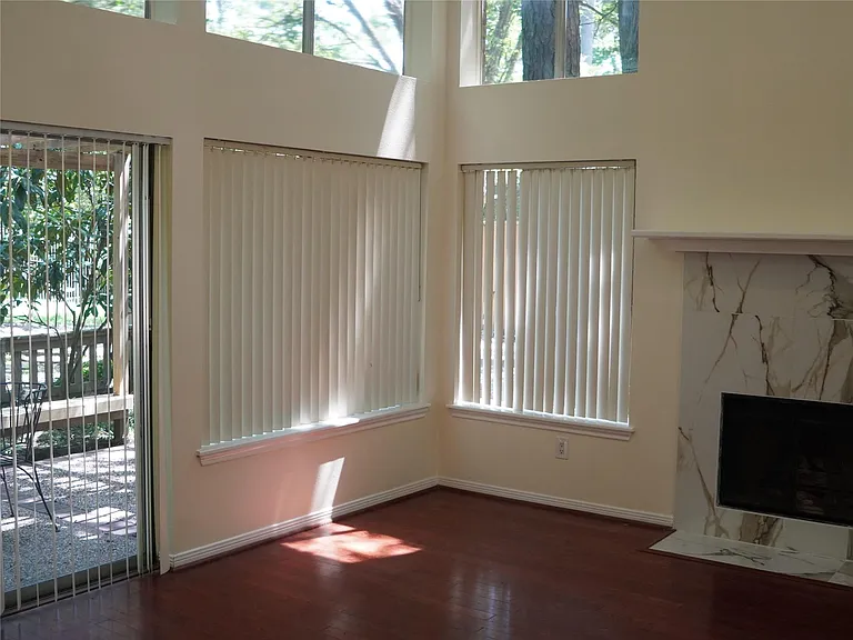 31 N Lakeridge Cir — Photo 5
