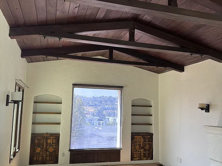 4307 York Blvd — Photo 34