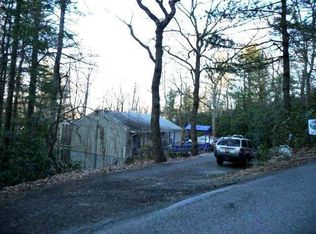 1810 Swiss Pine Lake Dr, Spruce Pine, NC 28777