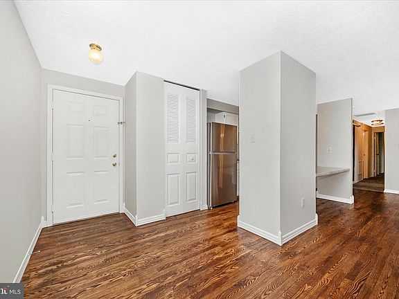 4th image of 550 Heather Ridge Dr Unit K