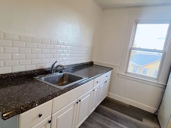 2nd image of 75 Woodward Ave #3