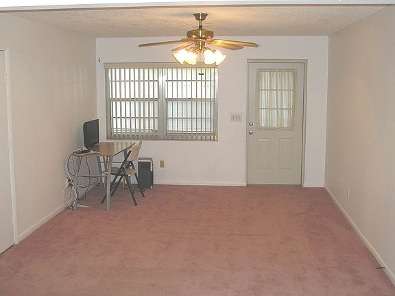 4th image of 8431 SW 90th Ln Unit A