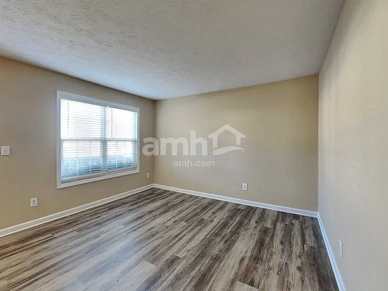 2912 Canopy Cir — Photo 11