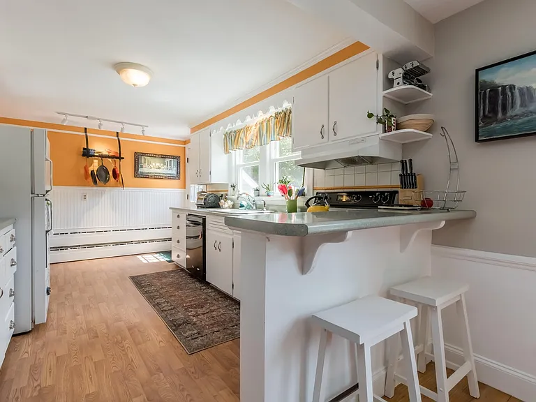 8 White Birch Ln — Photo 25