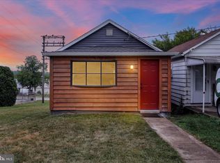 1705 W Poplar Ter, York, PA 17404