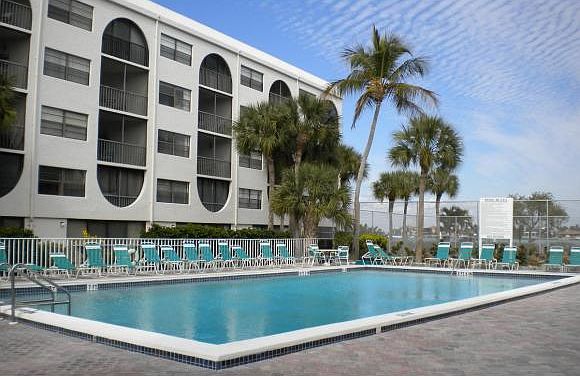 1st image of 995 Anglers Cv Unit 504