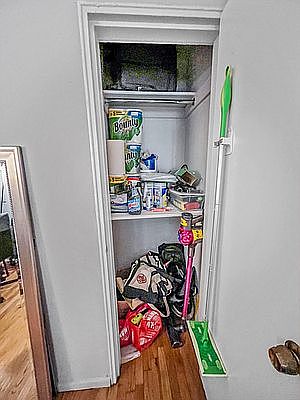 5th image of 207 E 15th St #1J