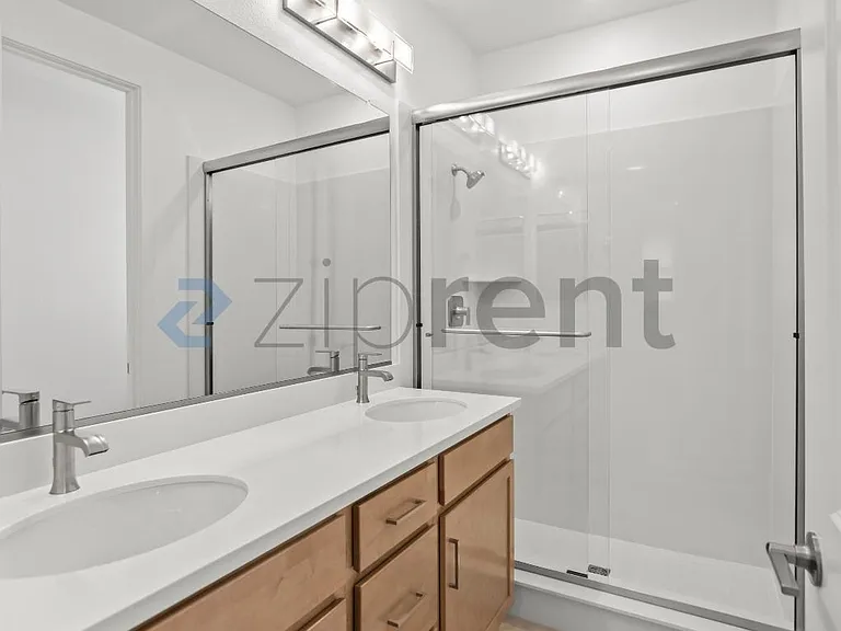 267 Llewellyn Ave — Photo 28