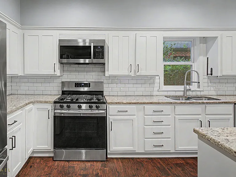 420 Forest Ave — Photo 13