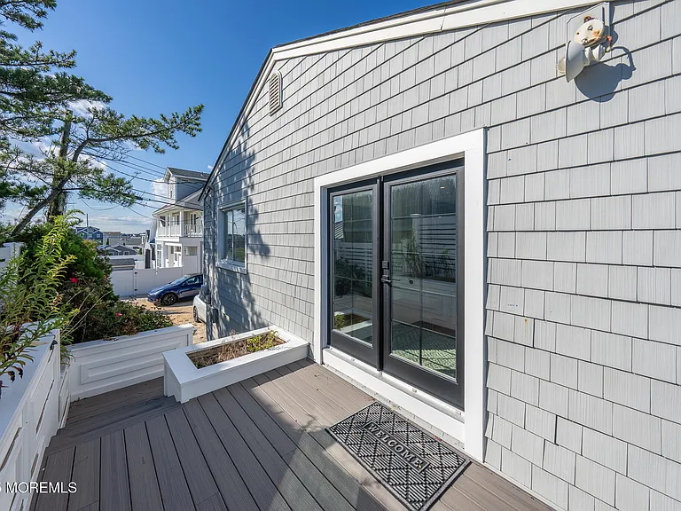 14 Falls Rd — Photo 23