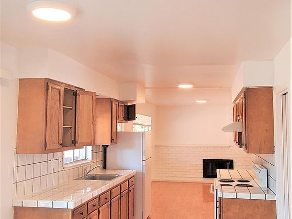 4th image of 10567 Glenview Ave