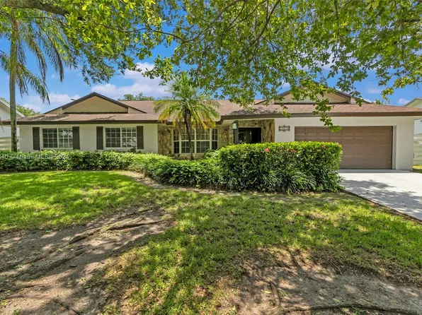14818 SW 153rd Pl, Miami, FL 33196