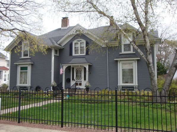 1004 Pearl St, Belvidere, IL 61008