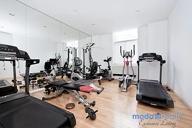 Rented by Moda Realty