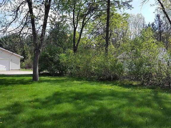 2nd image of 2431 Lake Ave