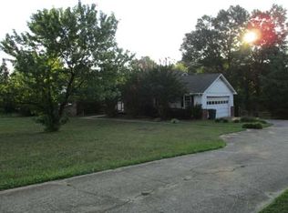 116 Twin Bridge Rd, Gaffney, SC 29341