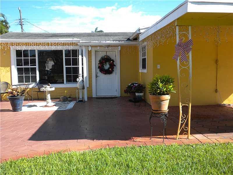 1st image of 3101 NW 73rd Avenue