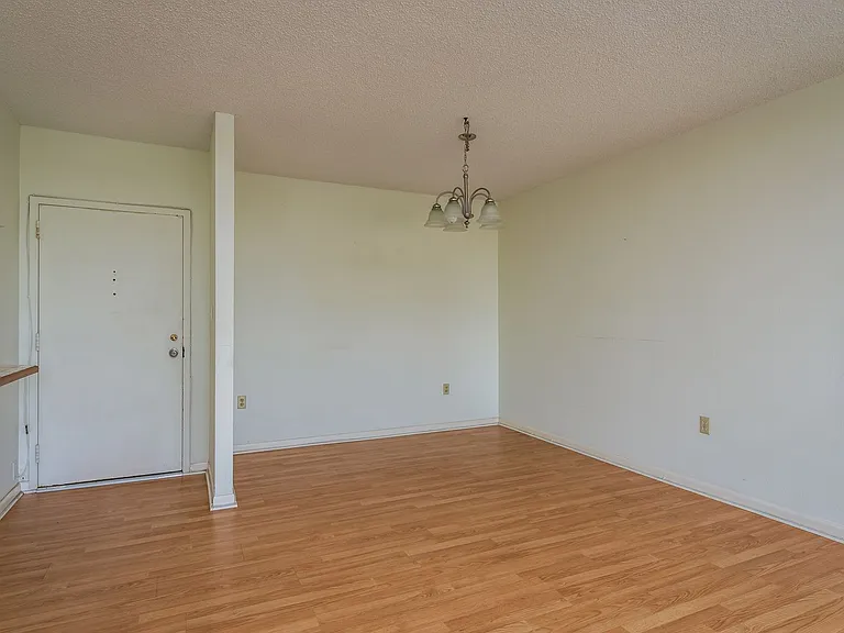 30 Turner St #502 — Photo 10