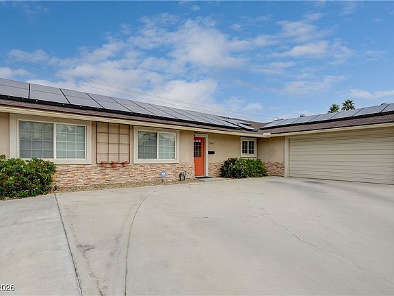 3rd image of 2704 W Oakey Blvd