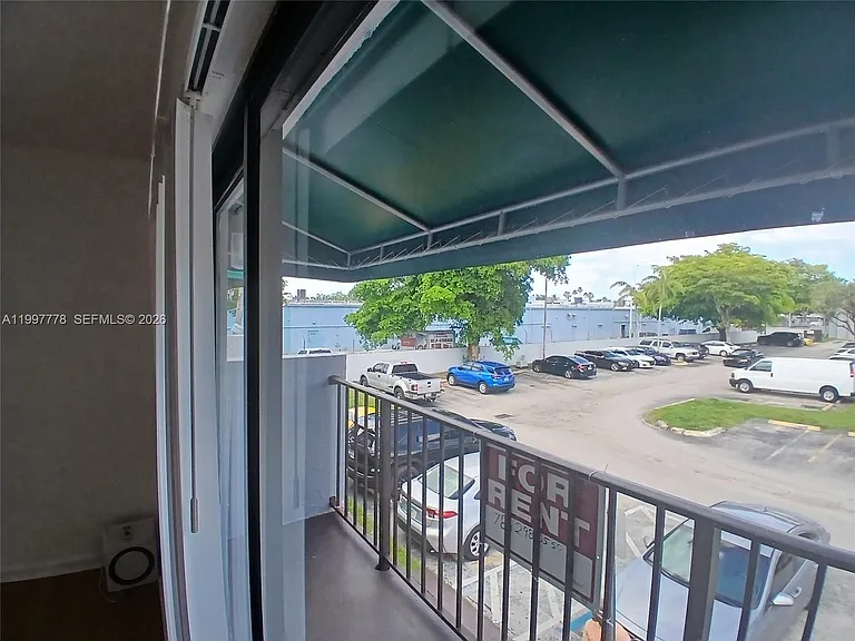 7405 SW 152nd Ave #202 — Photo 10