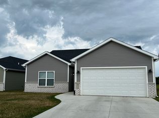 2138 Glastonbury Row, Fort Wayne, IN 46819