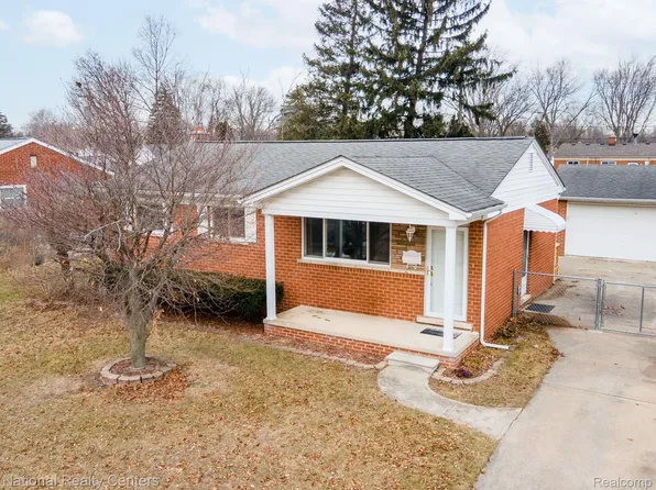 30430 Sheridan St, Garden City, MI 48135