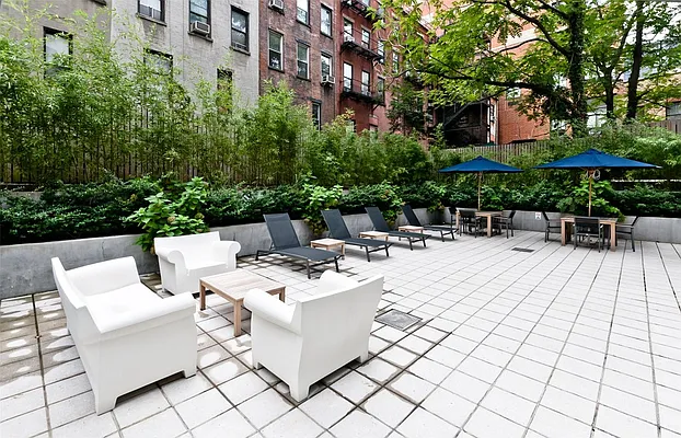 Rented by Douglas Elliman | media 31