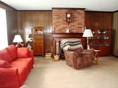 5th image of 9639 Roley Hill Rd