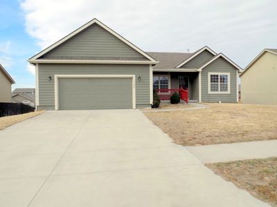 1106 Meadowbrooke Ln, Junction City, KS, 66441