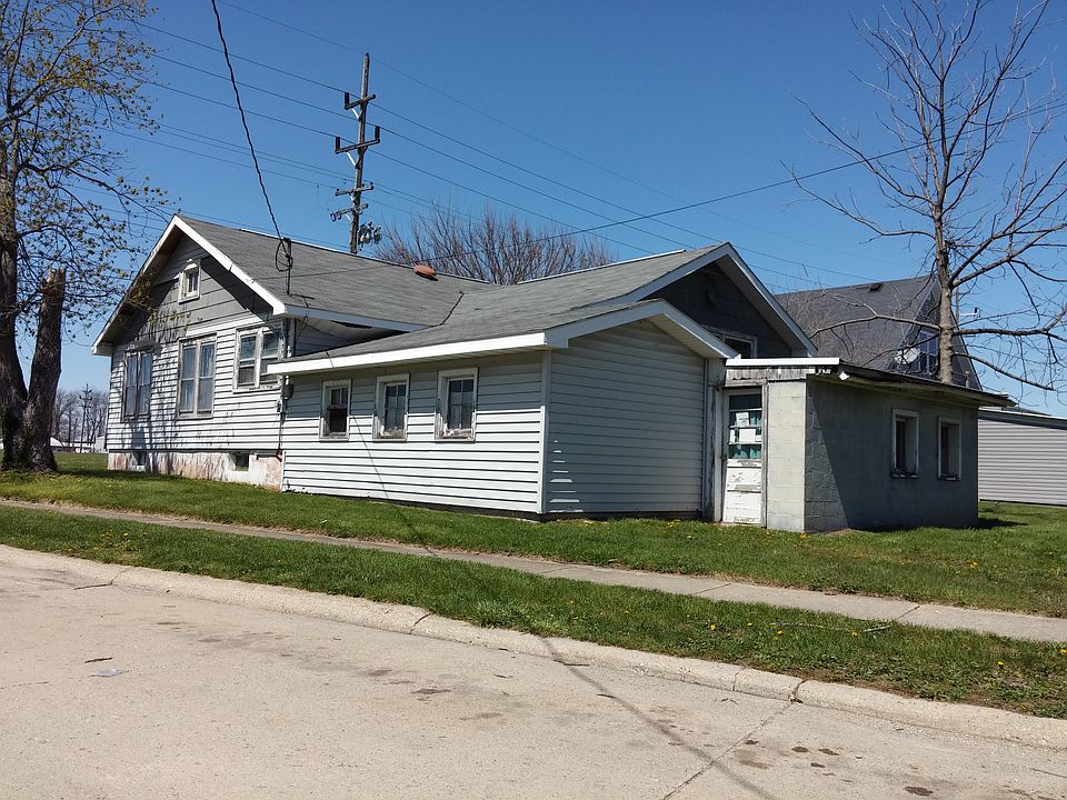 2nd image of 1434 S Miller St