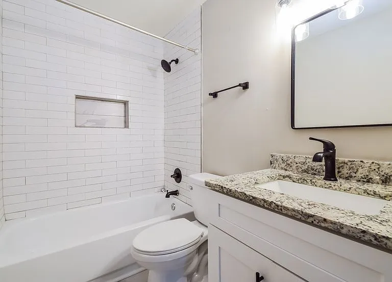 407 Angier Ave NE #202 — Photo 5