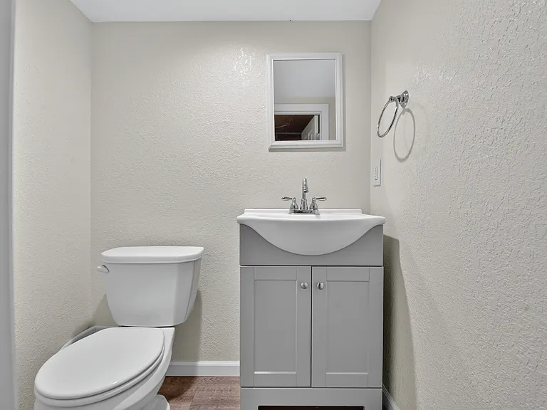1253 Holgate Ave — Photo 20