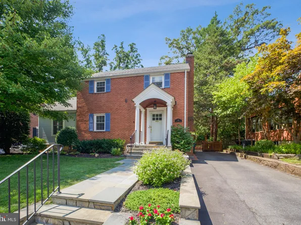 122 N Park Dr, Arlington, VA 22203